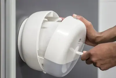 Tork 681000 Smartone® Mini Tuvalet Kağıdı Dispenseri Beyaz - 5